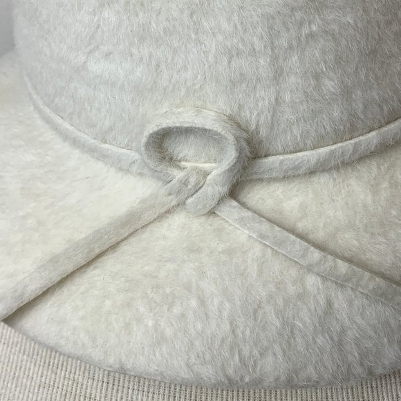 Atelier Spezial Damenhute Vaith Wertheim Cloche Hat Ivory Bow Accent - Picture 3 of 12